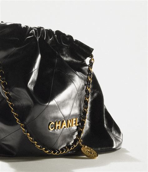 chanel 25cm black calf leather bag with gold hardware|Large classic handbag, Grained calfskin & gold.